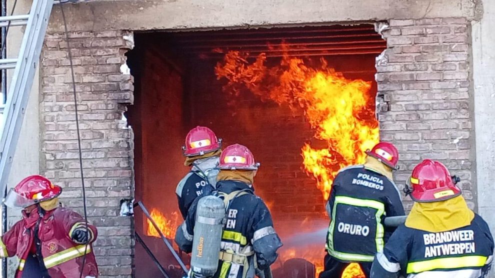 Un hombre almacenaba, combustible de forma ilegal