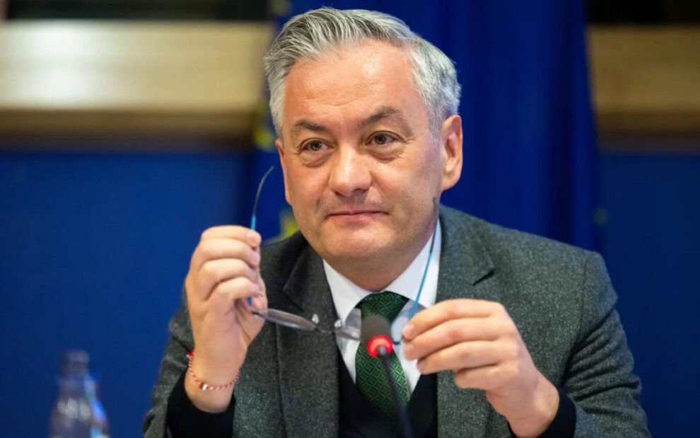 Robert Biedroń (S&D, Polonia), lidera la delegación.
