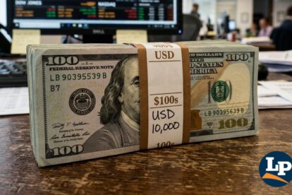 El precio del dólar no ha dejado de subir desde que se decretó el tipo de cambio flexible