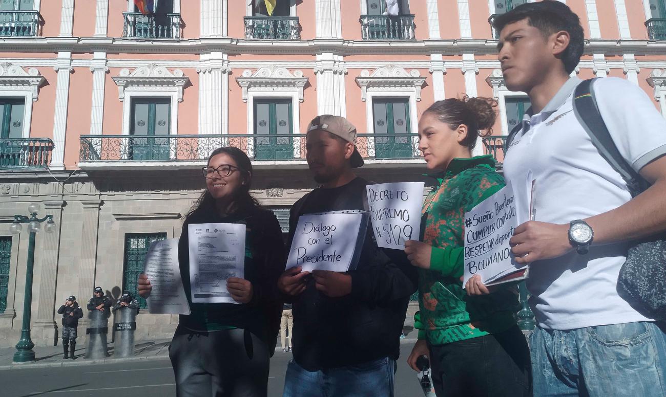 Reclamo de deportistas becados, Programa Sueño Bicentenario, Viceministerio de Deportes no cumplió con los pagos