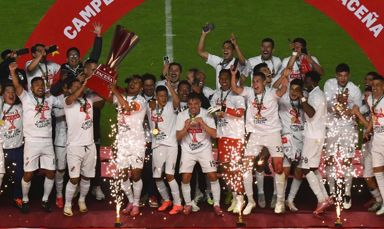 División Profesional, Copa Bolivia, CDT Real Oruro, GV San José, Nacional Potosí