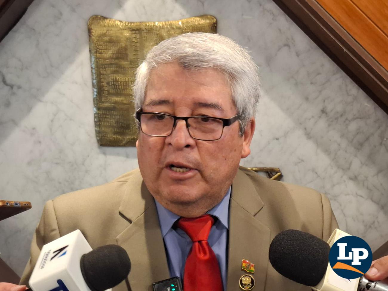 El diputado Maldonado en conferencia de prensa