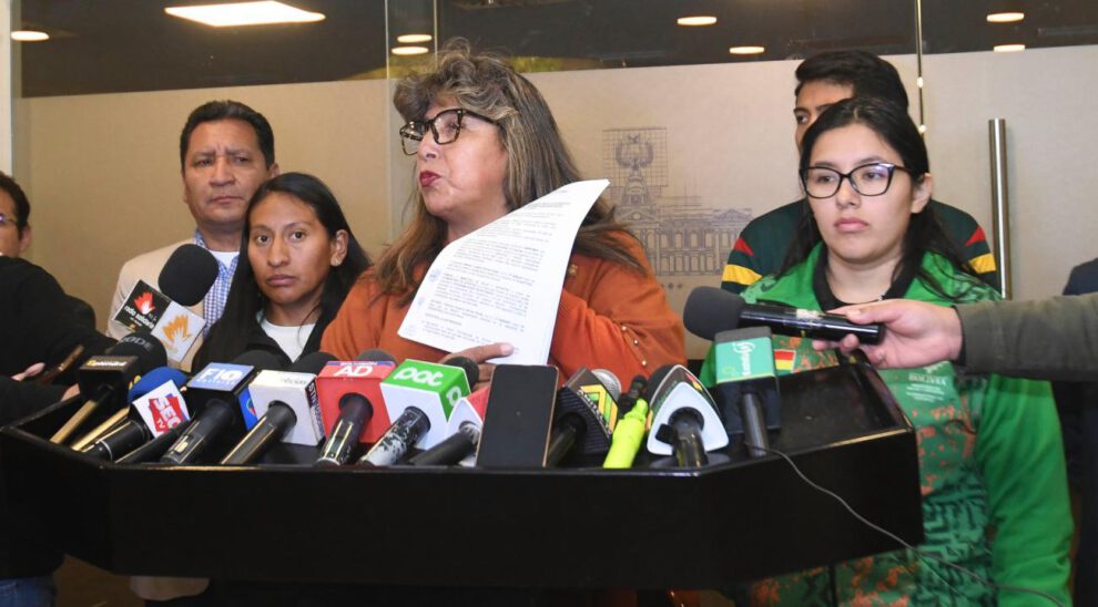 Viceministerio de Deportes deuda a deportistas, Programa Sueño Bicentenario, Deportistas exigen el pago de tres meses