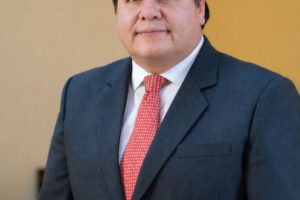 El rector de la UPAL, René Boris Morales Oña
