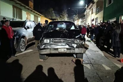 Vehiculo impacto contra pobladores de Moro Moro