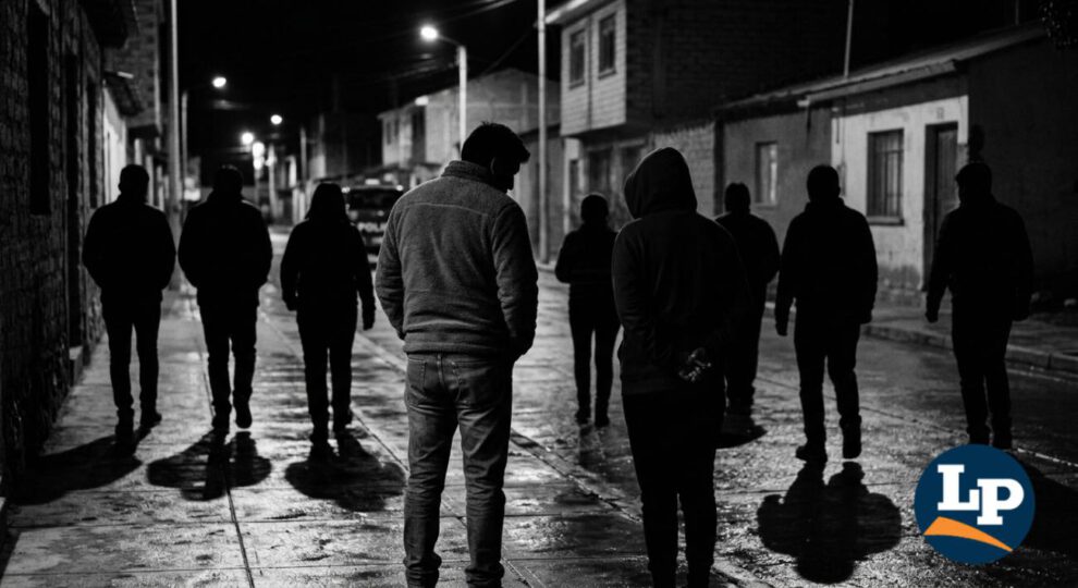 Un grupo de sujetos emboscó a dos personas tras salir de una discoteca