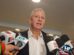 El senador Marinkovic en conferencia de prensa