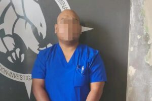 Un veterinario fue acusado de violar a una adolescente de 16 años