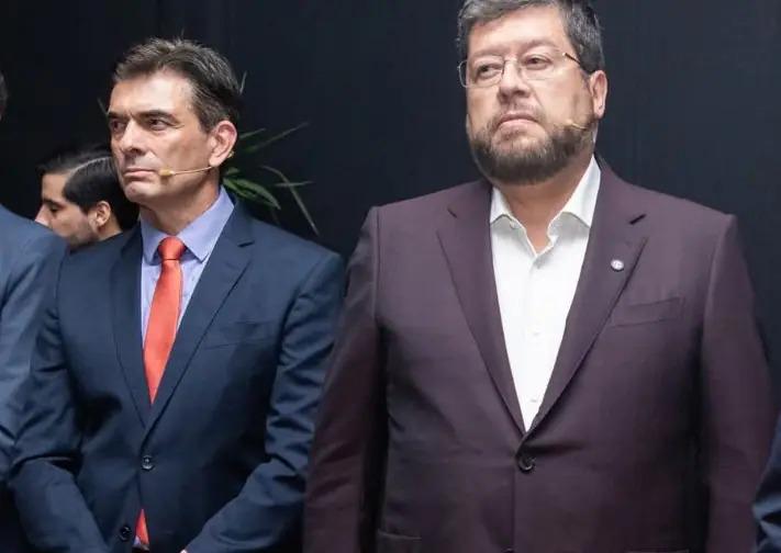 El presidente Rodrigo Paz y el líder de Unidad, Samuel Doria Medina.