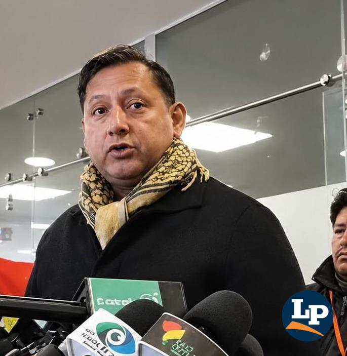 El Comité de Emergencia Nacional llegó a la sede de Gobierno tras cumplir huelgas de hambre