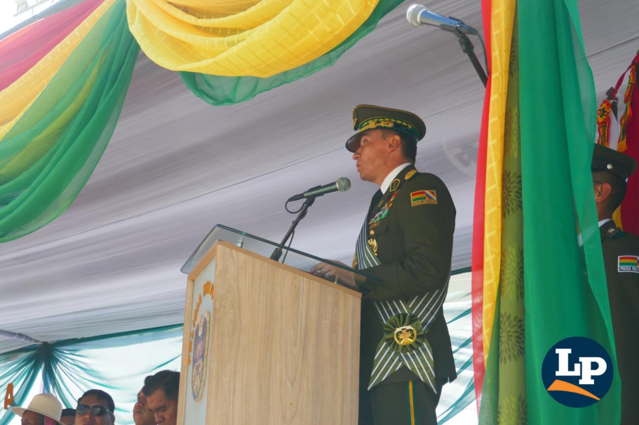 El Comandante General de la Policía Boliviana, Gral. 1ro. Mirko Antonio Sokol Saravia