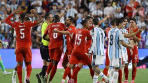 Mundial 2026, Suiza vs. Argentina, El suizo Breel Embolo expulsado, Intervención del VAR