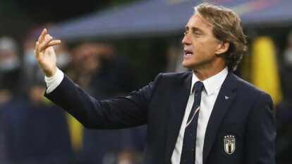 Selección de Italia, Roberto Mancini seleccionador de Italia, Polémico caso de Andrea Pirlo