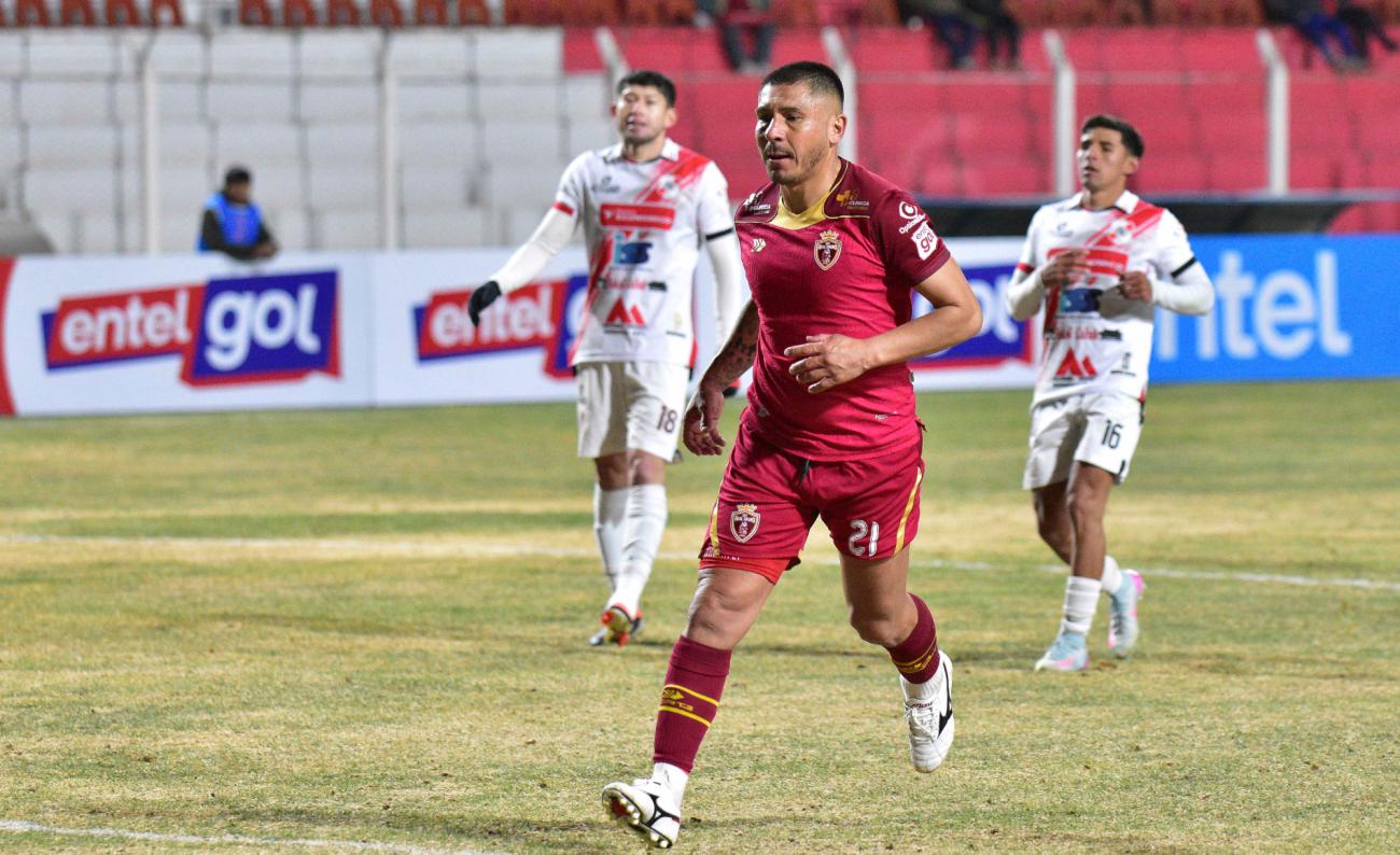 División Profesional, CDT Real Oruro entrenamientos, Iván Huayhuata dejó CDT Real Oruro