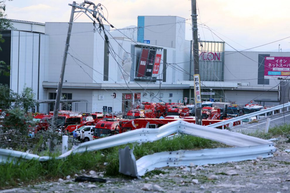 centro comercial Aeon Mall Kumamoto, destrosado