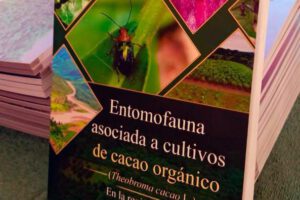 El hallazgo forma parte del libro “Entomofauna asociada a cultivos de cacao organico en la región de Alto Beni, La Paz, Bolivia“
