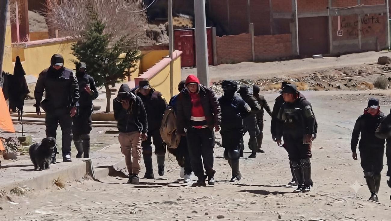 Despliegue de efectivos policiales