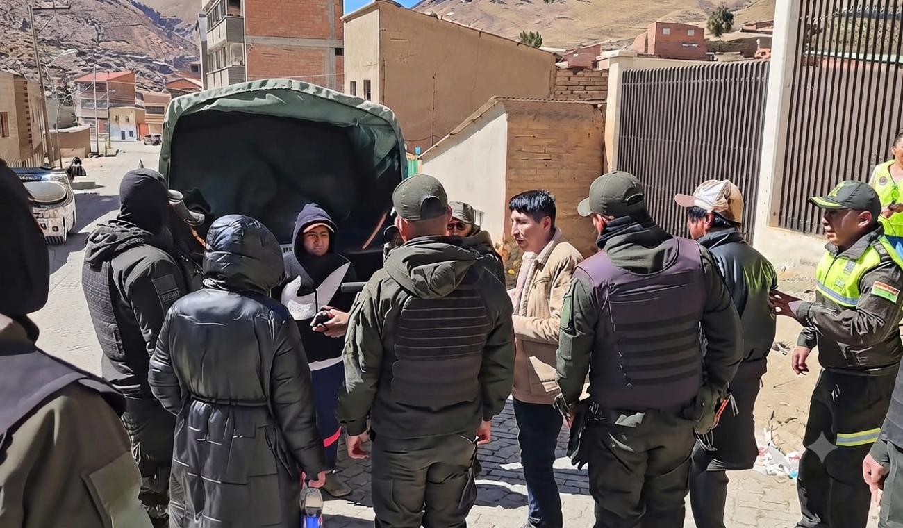 Policía y autoridades locales ejecutan patrullaje preventivo en Huanuni