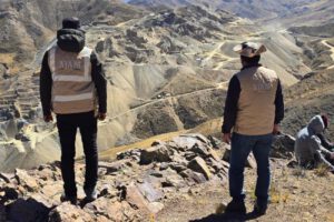 La AJAM realizando  inspección de campo