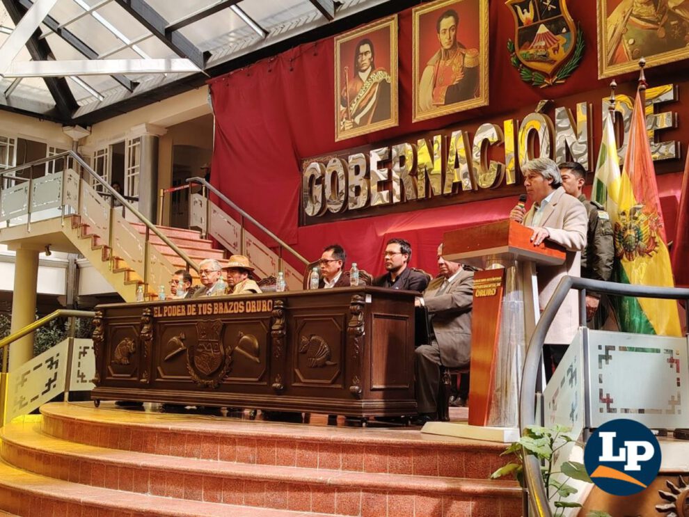 Acto de presentación de la agenda oficial para el Bicentenario departamental