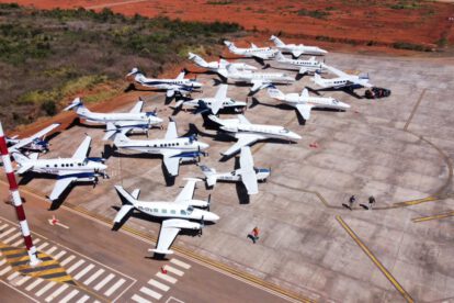 Un grupo de aeronaves
