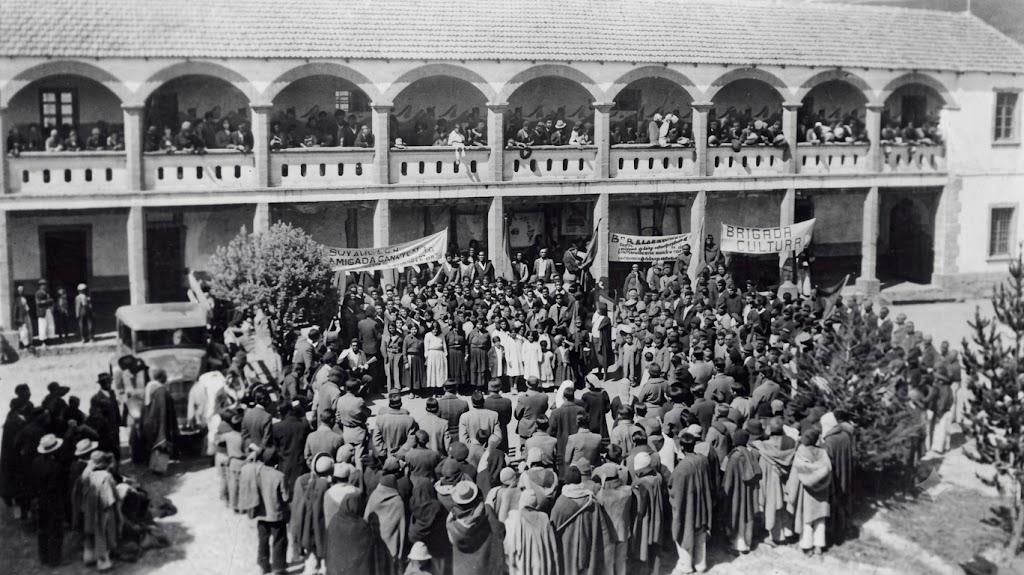 Escuela Ayllu de Warisata