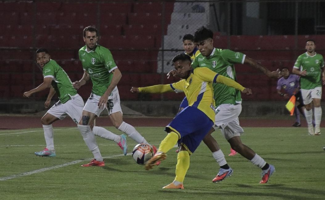 División Profesional, Real Tomayapo vs. ABB, Estadio IV Centenario de Tarija
