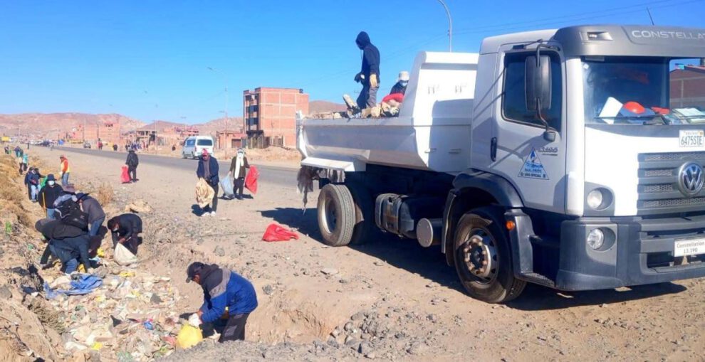 Limpieza masiva en Oruro