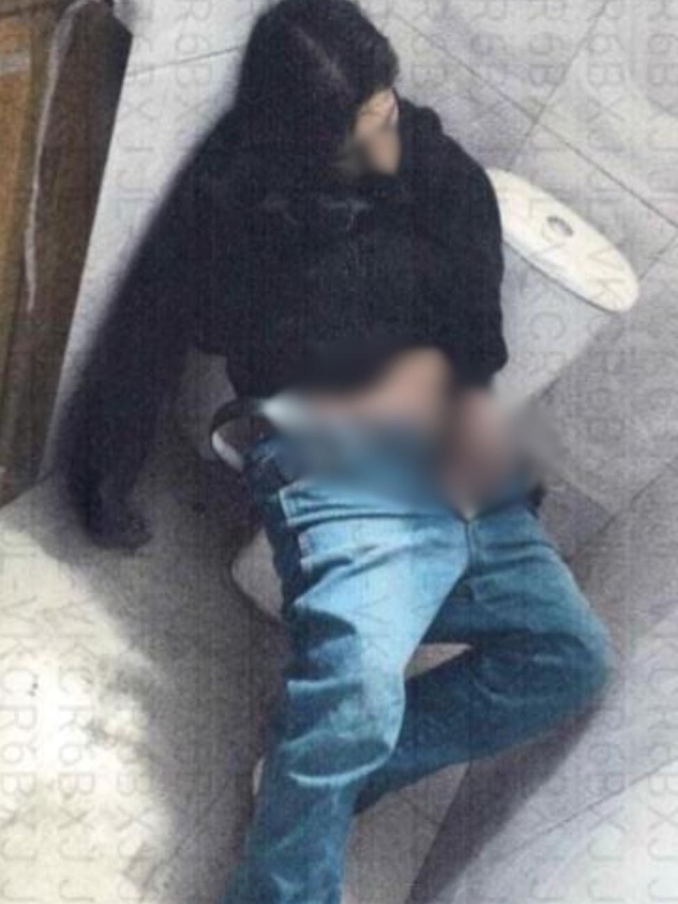 La policía realizó el levantamiento del cadáver
