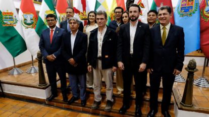 Los nueve gobernadores participaron en la reunión en la Casa de la Libertad