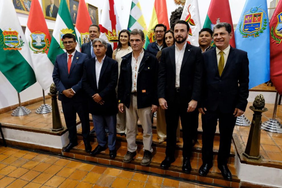 Los nueve gobernadores participaron en la reunión en la Casa de la Libertad