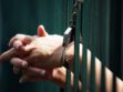 Detenido en la celda