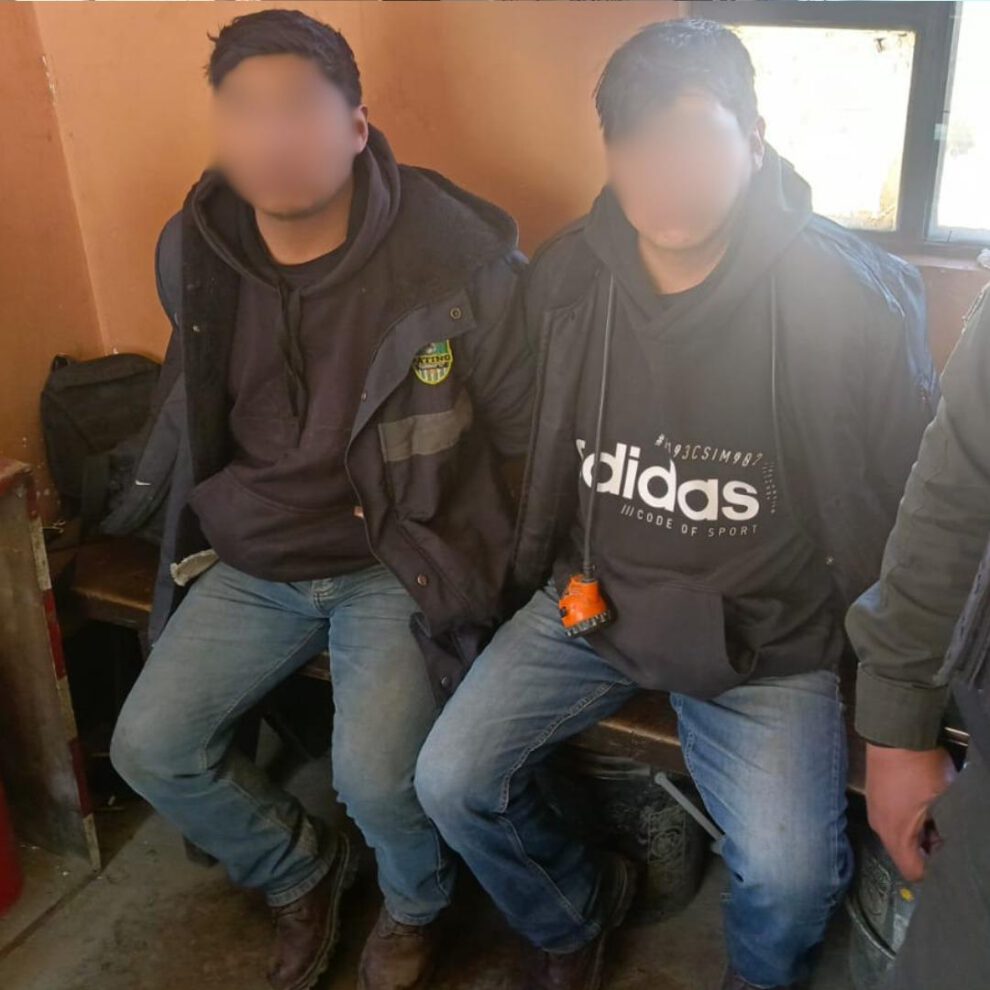 Los dos aprehendidos tras la intervención policial en Huanuni