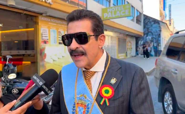 Manfred Reyes Villa