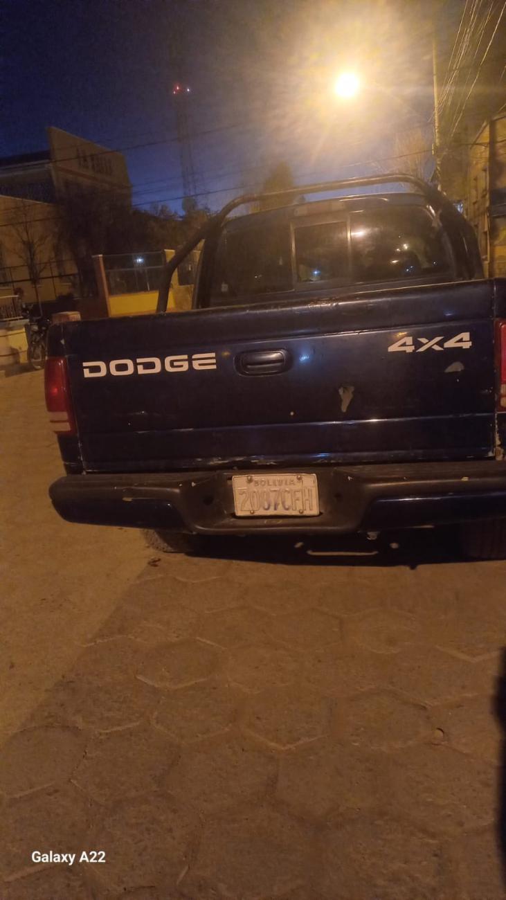 Camioneta involucrada en el accidente de tránsito
