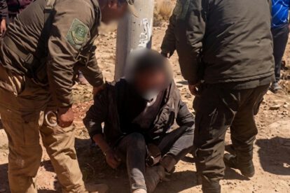Personal policial acude al lugar y retiene al acusado