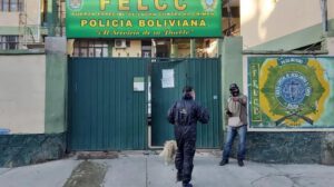 Entrada de las oficinas de la Felcc