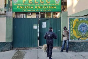 Entrada de las oficinas de la Felcc