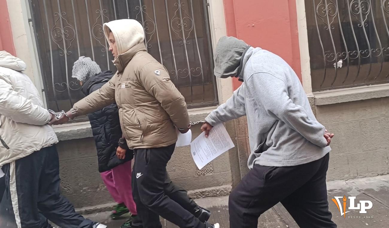 Imputados conducidos a su audiencia de medidas cautelares