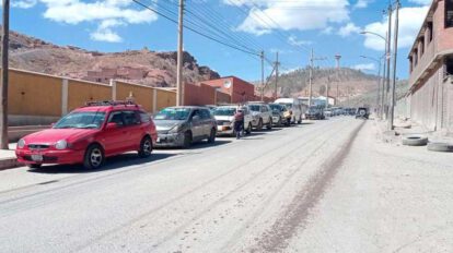 Fila de vehículos