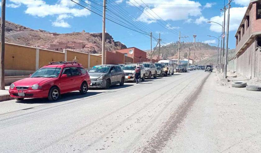 Fila de vehículos