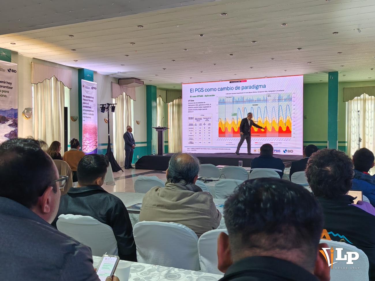 Taller sobre sequía en Oruro