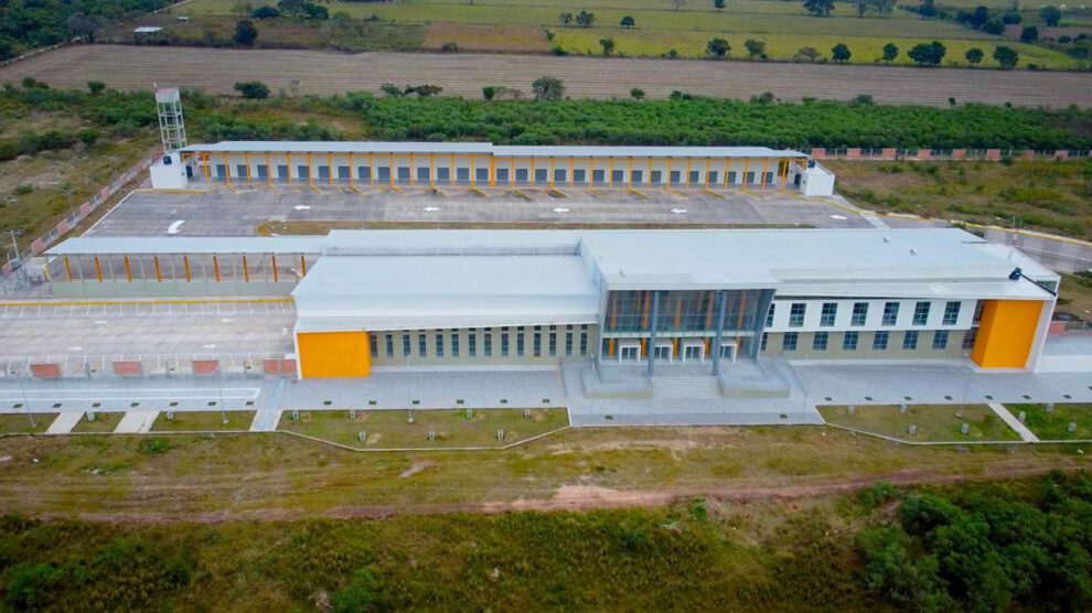 Nueva Terminal de Buses de Yacuiba