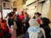El alcalde de Oruro Iván Quispe junto a comerciantes