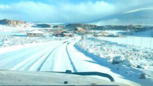 Camino con nieve