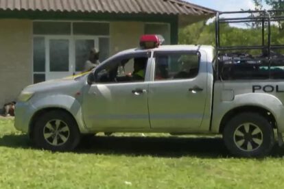 Un vehículo policial