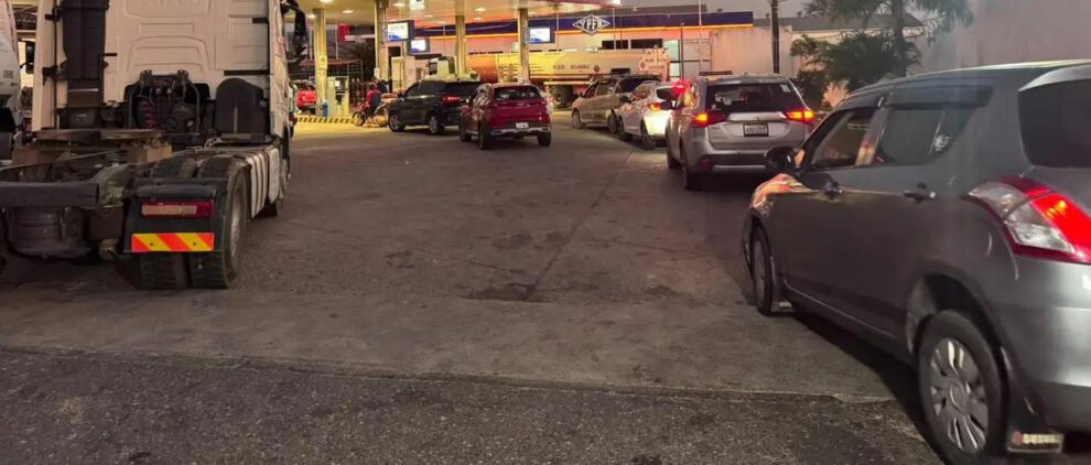 Fila de vehículos