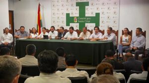 Reunión  de autoridades cruceñas