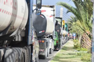 Filas de diésel se siguen registrando en varias regiones del país