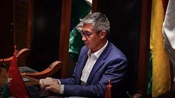 El ministro de Economía, José Gabriel Espinoza, en conferencia de prensa